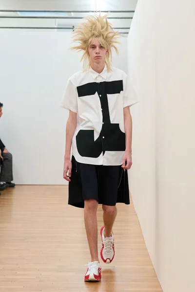 Look 34